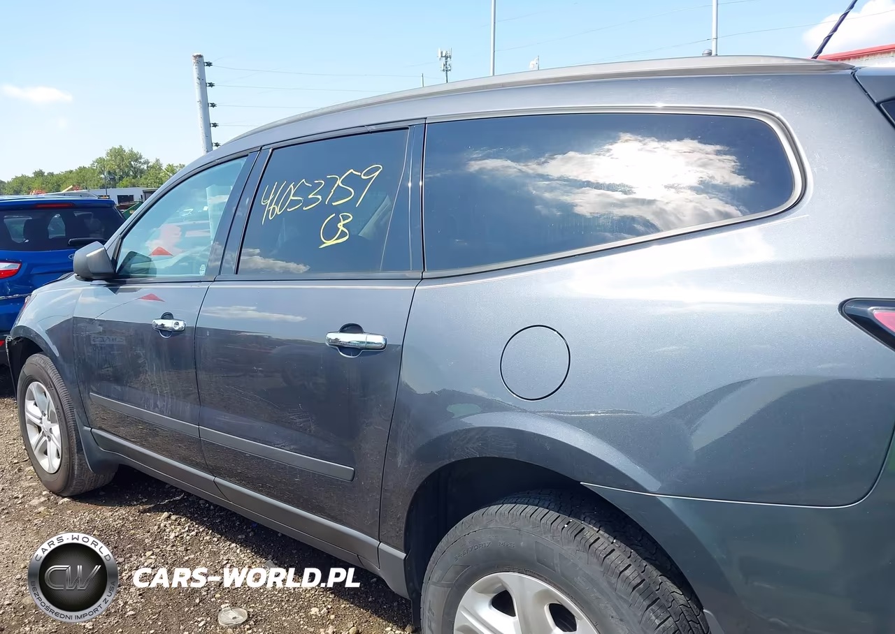 2014 Chevrolet Traverse Ls VIN:1GNKVFKD6EJ224556 - 13