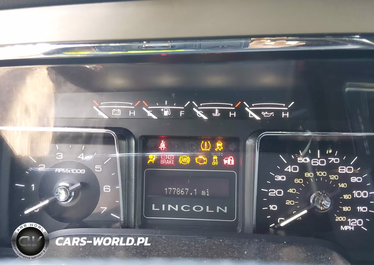 2014 Lincoln Navigator VIN:5LMJJ2J51EEL02598 - 7