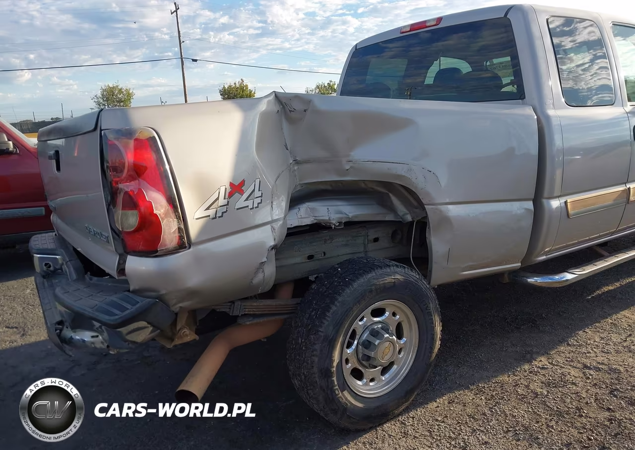 2005 Chevrolet Silverado 2500Hd Ls VIN:1GCHK29U95E233481 - 11