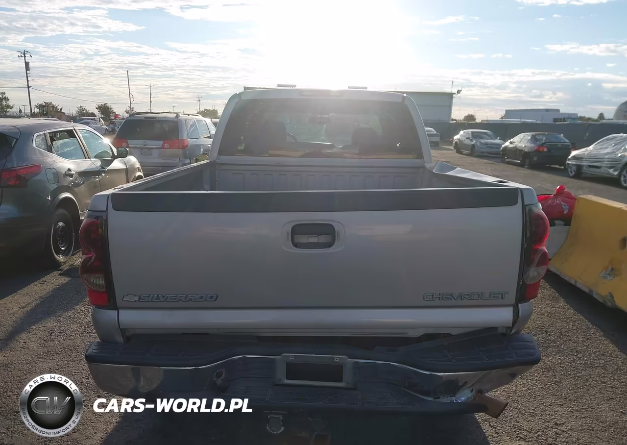 2005 Chevrolet Silverado 2500Hd Ls VIN:1GCHK29U95E233481 - 18