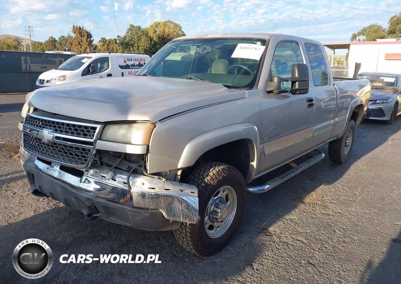 2005 Chevrolet Silverado 2500Hd Ls VIN:1GCHK29U95E233481 - 2