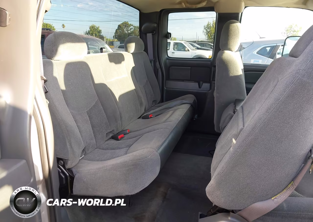2005 Chevrolet Silverado 2500Hd Ls VIN:1GCHK29U95E233481 - 8