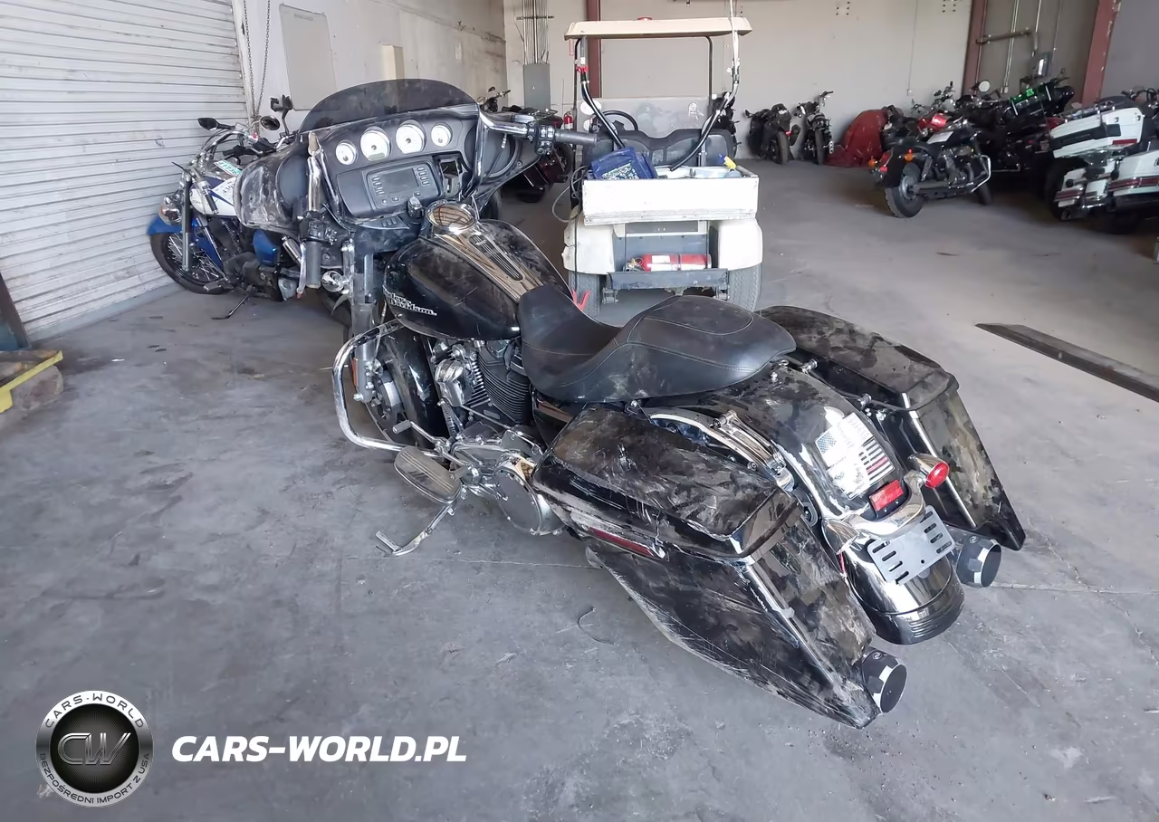 2019 Harley-Davidson Flhx VIN:1HD1KBC31KB673675 - 3