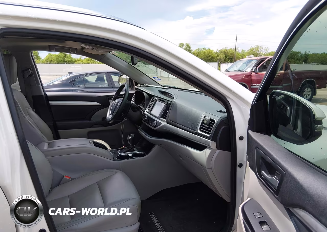 2015 Toyota Highlander Xle V6 VIN:5TDKKRFH2FS073283 - 5
