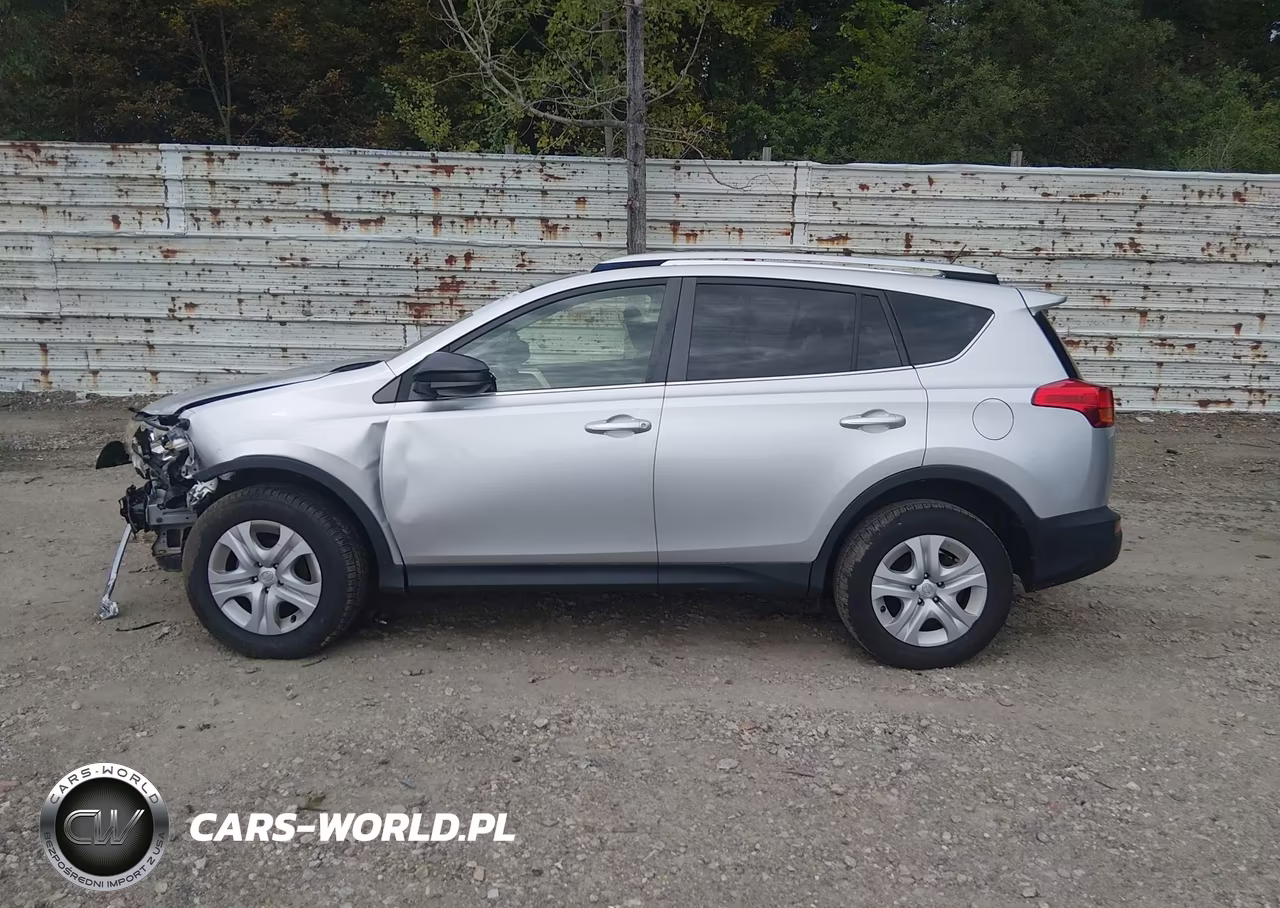 2015 Toyota Rav4 Le VIN:JTMBFREV6FD146825 - 15