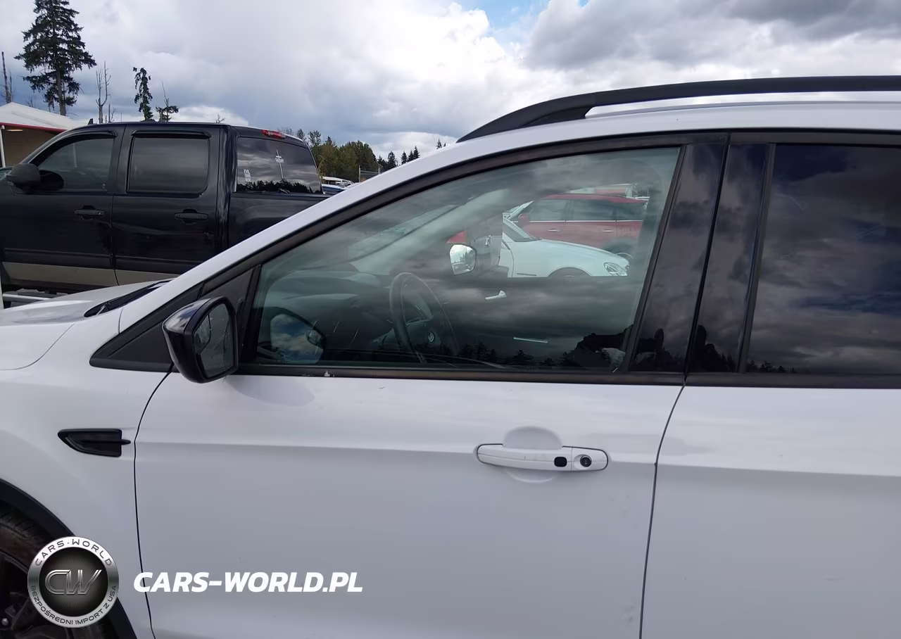 2019 Ford Escape Se VIN:1FMCU9GD7KUC06051 - 14