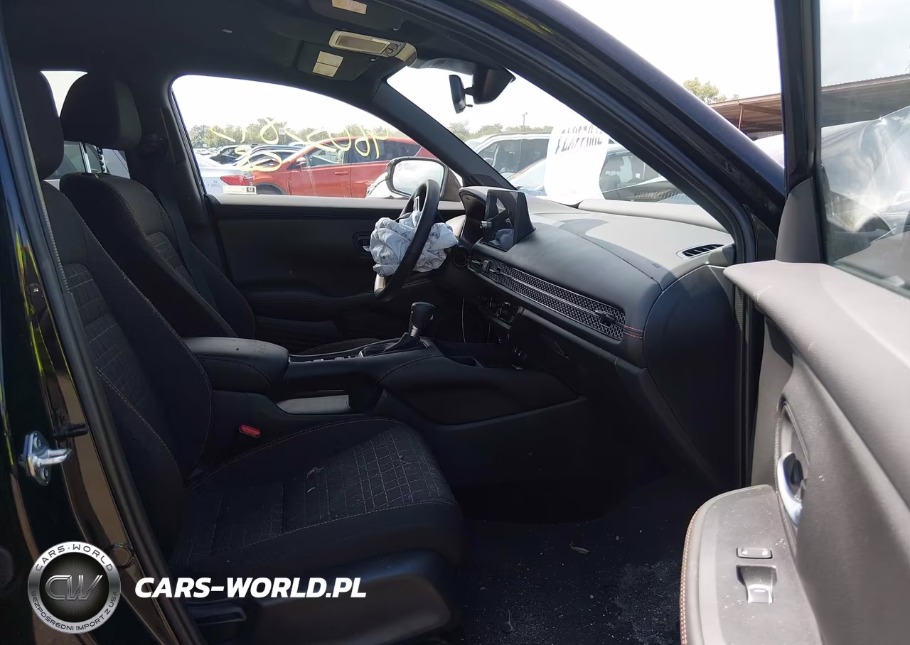 2026 Honda Hr-V Awd Sport VIN:3CZRZ2H52TM722848 - 5