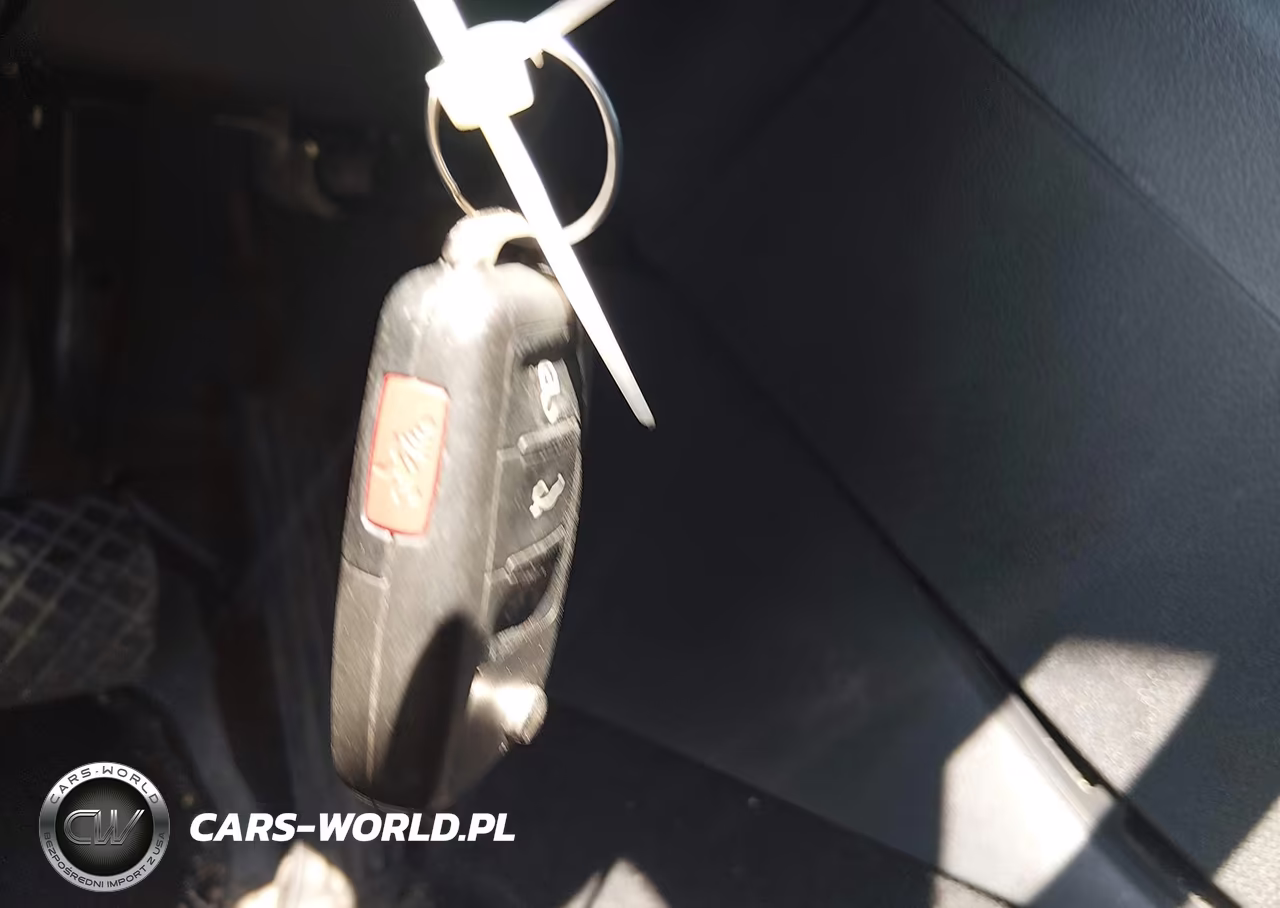 2013 Volkswagen Tiguan S VIN:WVGAV3AXXDW596204 - 11