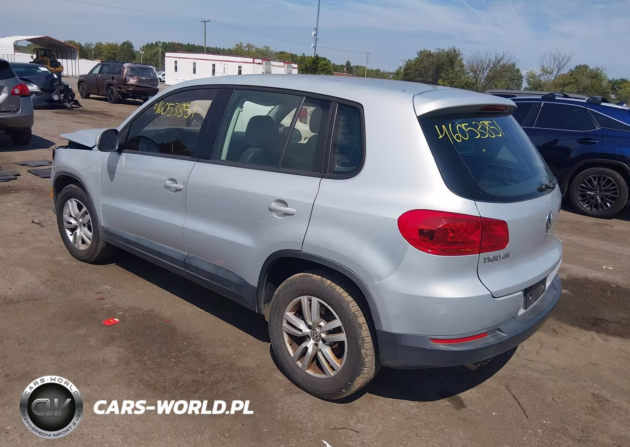 2013 Volkswagen Tiguan S VIN:WVGAV3AXXDW596204 - 3