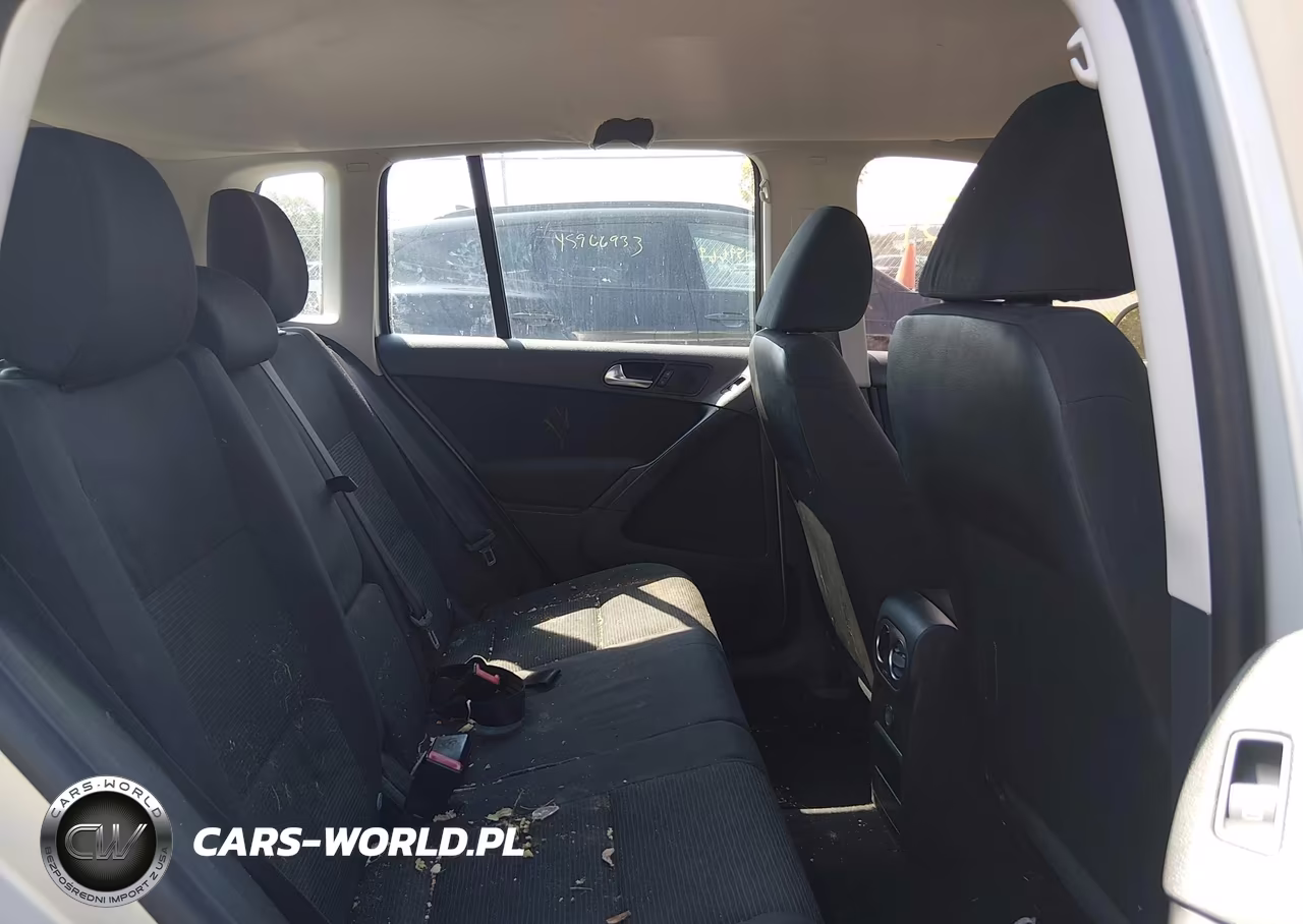 2013 Volkswagen Tiguan S VIN:WVGAV3AXXDW596204 - 8
