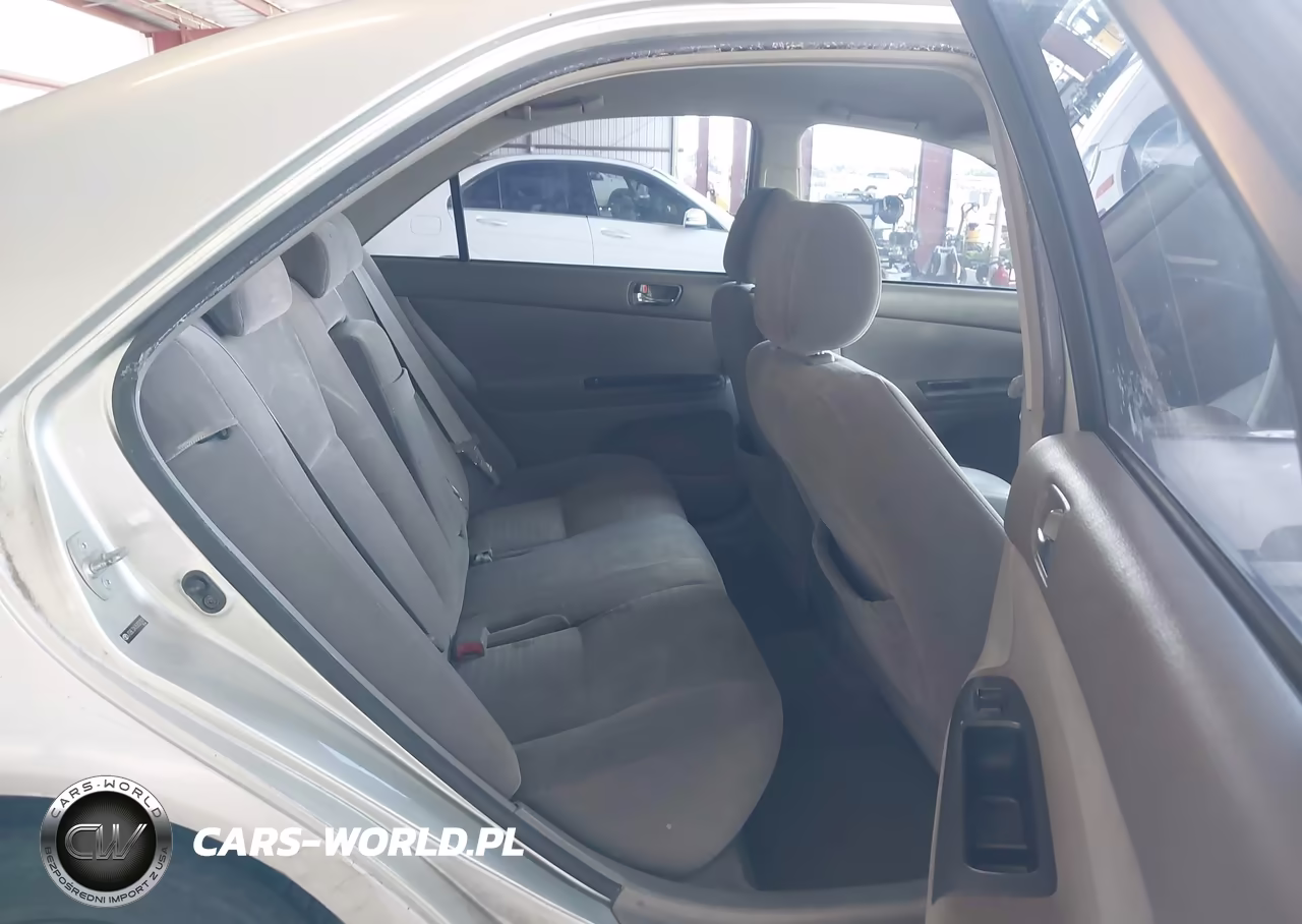 2005 Toyota Camry Le VIN:JTDBE32K353027001 - 8