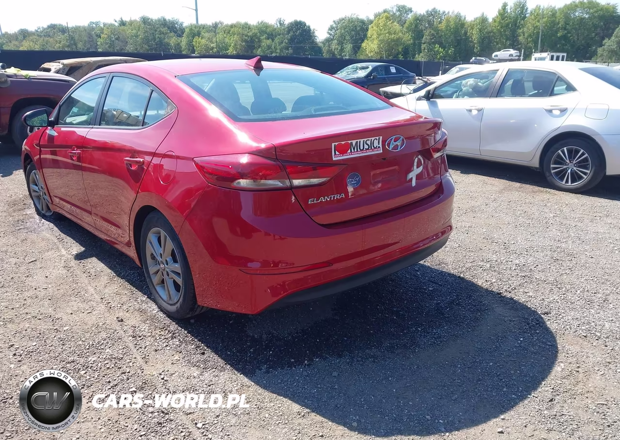 2018 Hyundai Elantra Value Edition VIN:5NPD84LF7JH319370 - 3