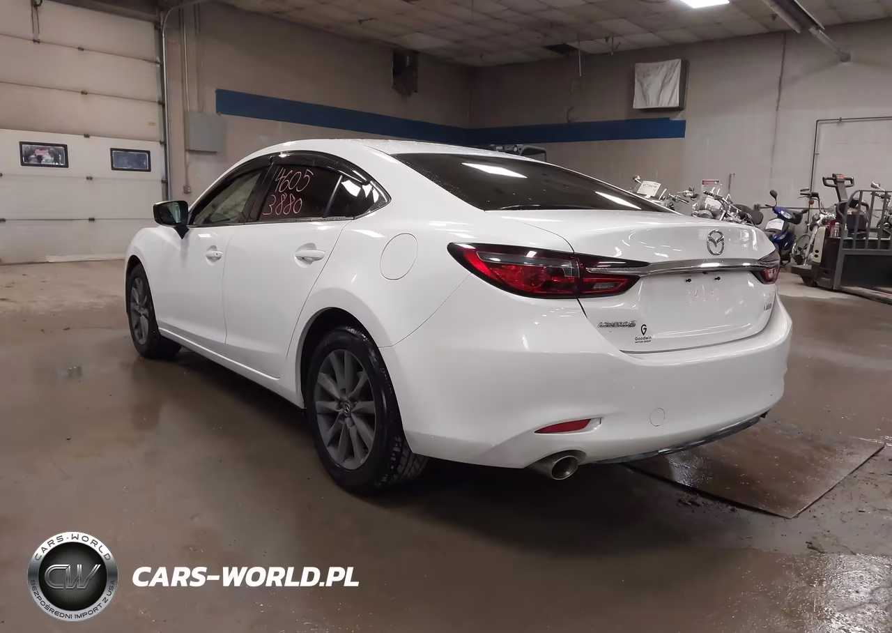 2018 Mazda Mazda6 Sport VIN:JM1GL1UM4J1318952 - 3