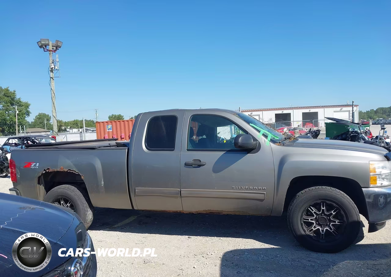 2013 Chevrolet Silverado 1500 Lt VIN:1GCRKSE72DZ330310 - 13