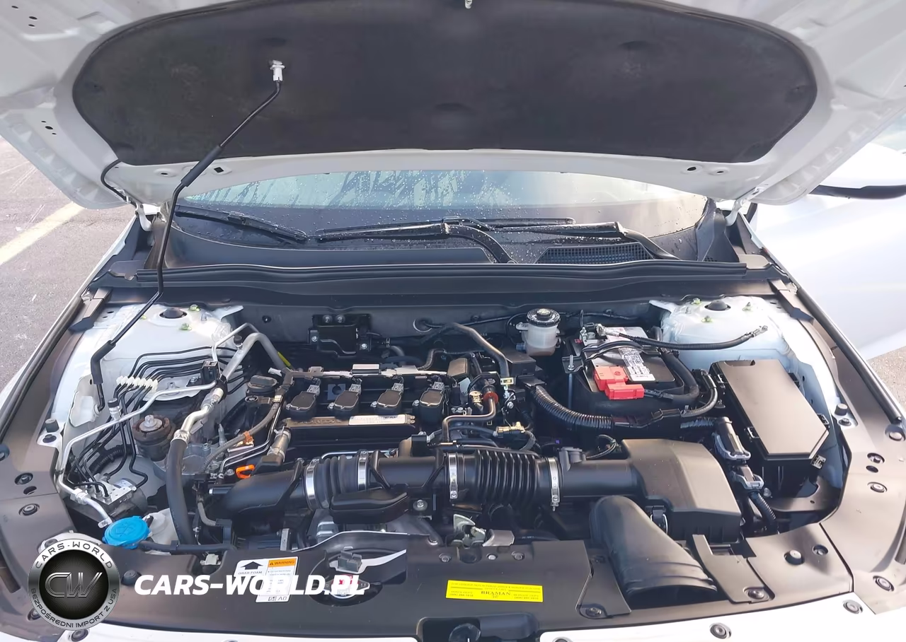 2018 Honda Accord Touring VIN:1HGCV1F97JA010063 - 10