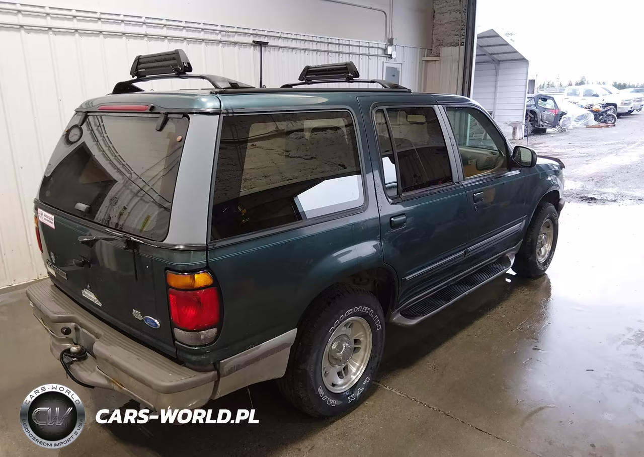 1996 Ford Explorer VIN:1FMDU34X4TUA30304 - 4