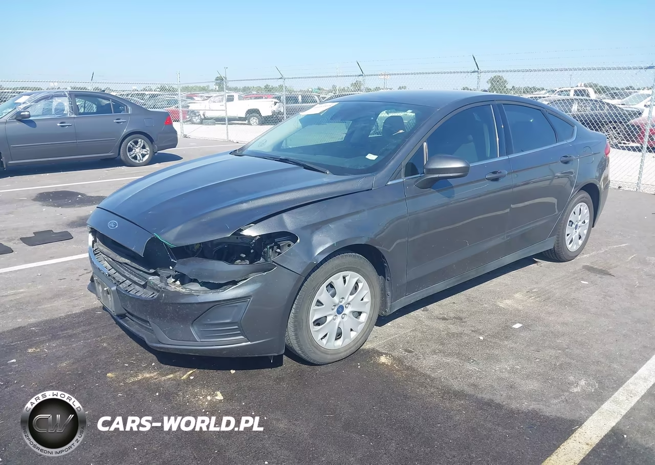 2020 Ford Fusion S VIN:3FA6P0G72LR252514 - 2