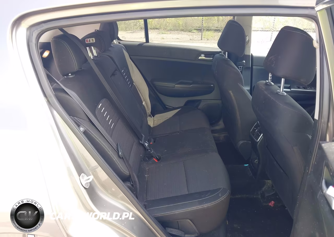 2018 Kia Sportage Lx VIN:KNDPMCACXJ7304989 - 8