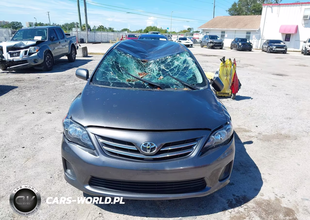 2013 Toyota Corolla Le VIN:5YFBU4EEXDP225109 - 12