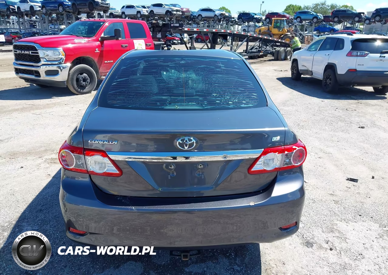 2013 Toyota Corolla Le VIN:5YFBU4EEXDP225109 - 16