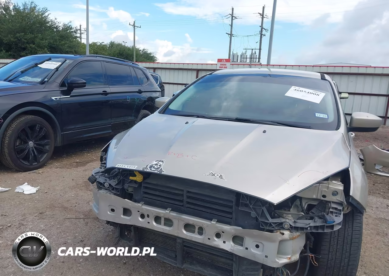 2018 Ford Focus Se VIN:1FADP3F20JL269550 - 6