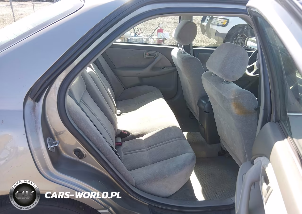 1997 Toyota Camry Le VIN:4T1BG22K3VU138142 - 8