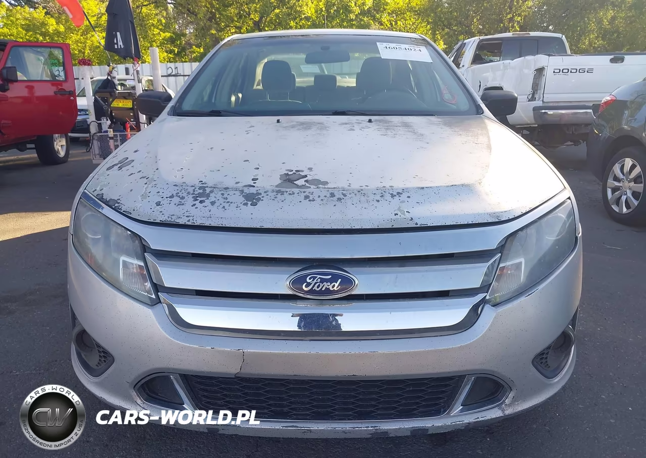 2010 Ford Fusion S VIN:3FAHP0GA4AR340255 - 12