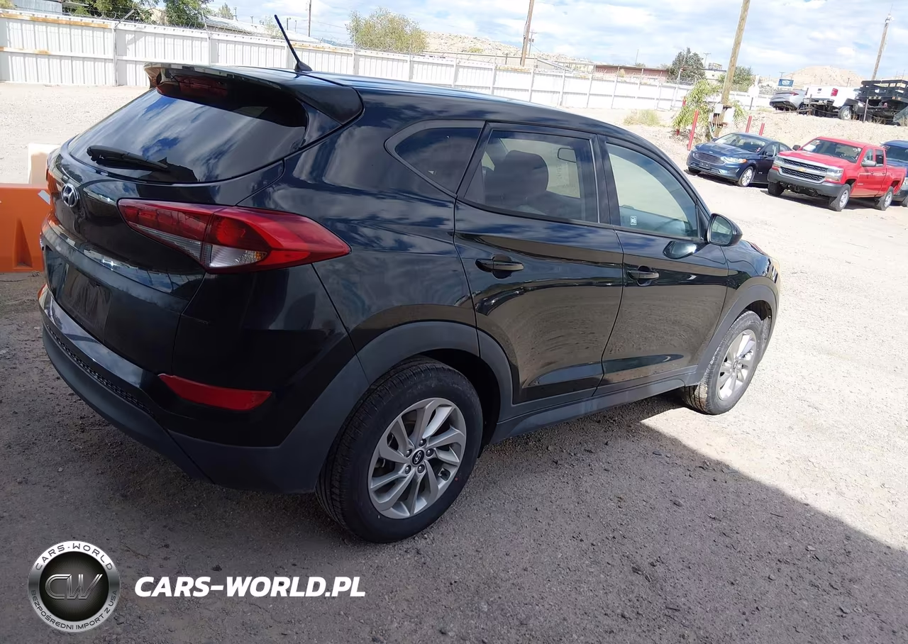 2018 Hyundai Tucson Se VIN:KM8J23A45JU656122 - 4