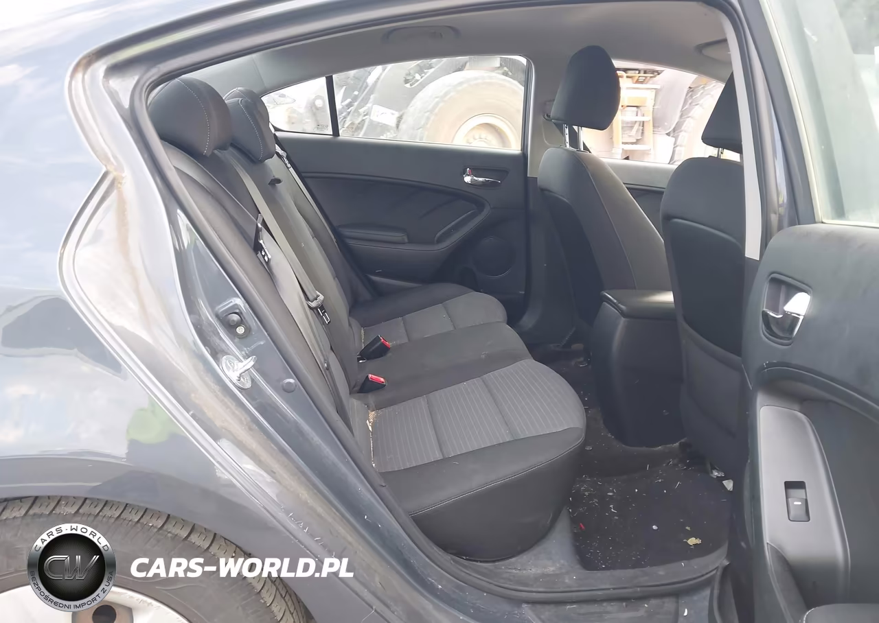 2016 Kia Forte Lx VIN:KNAFX4A68G5551724 - 8