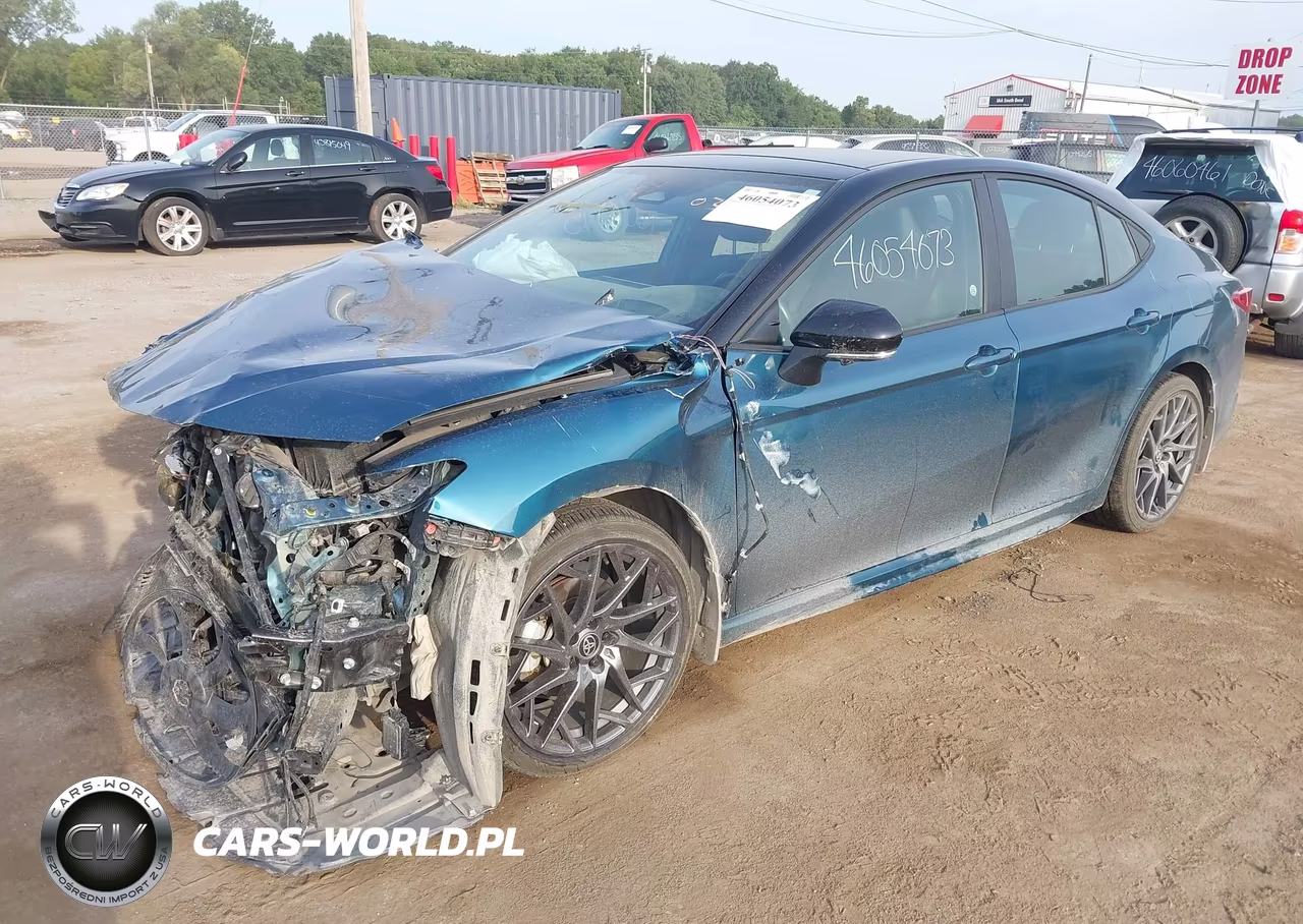 2025 Toyota Camry Xse VIN:4T1DBADK1SU031942 - 2