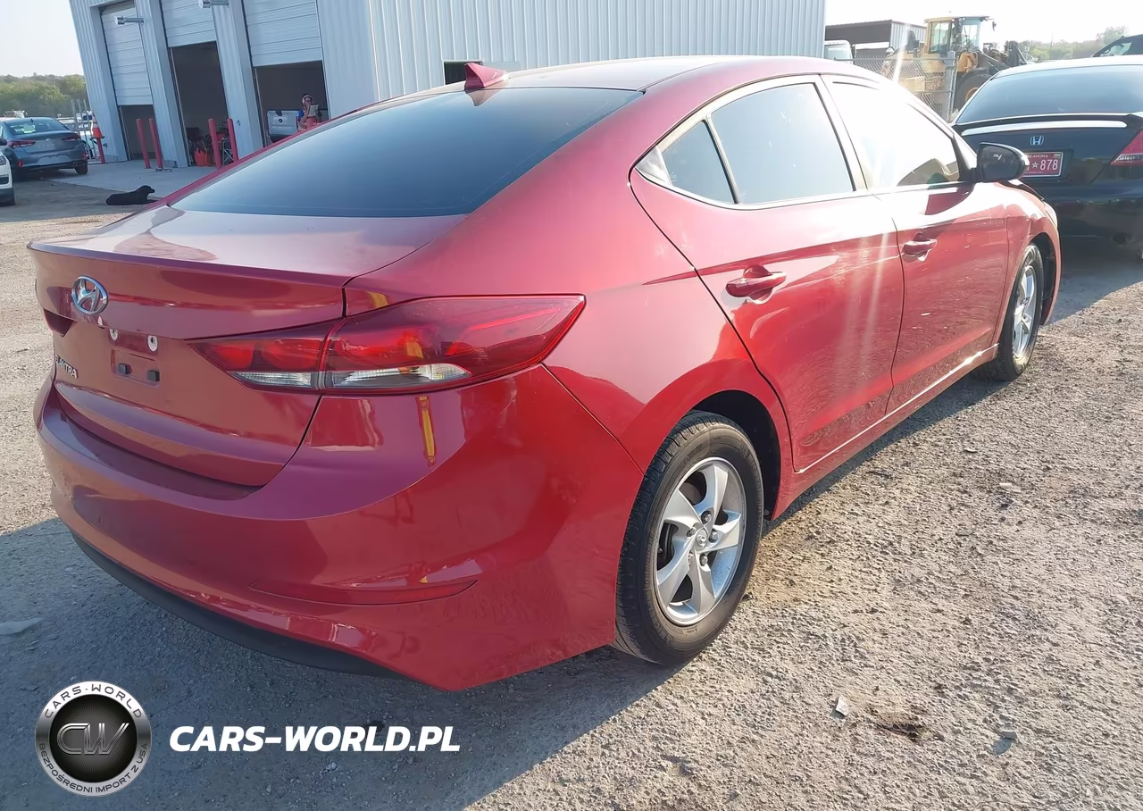 2018 Hyundai Elantra Sel VIN:5NPD84LF6JH322034 - 4