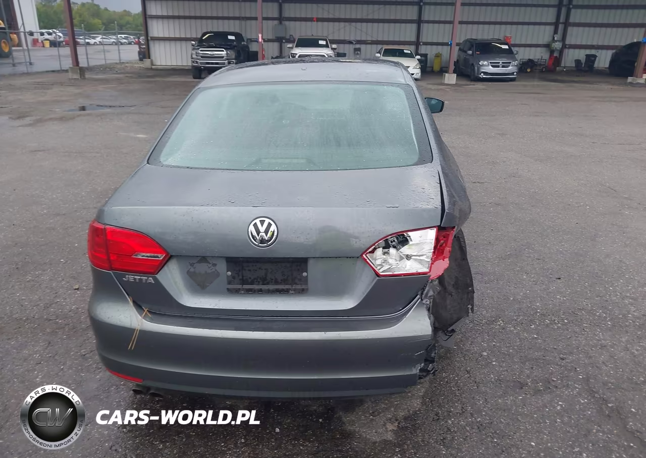 2012 Volkswagen Jetta 2.0L S VIN:3VW2K7AJ2CM390651 - 16