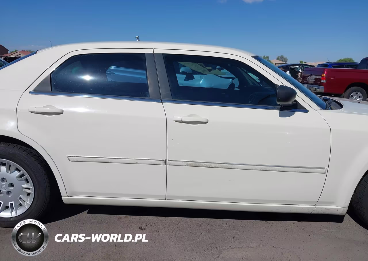 2007 Chrysler 300 VIN:2C3LA43R97H774270 - 13