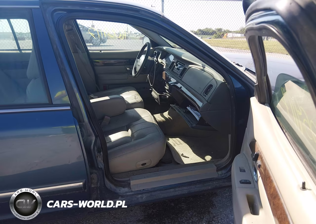 2010 Mercury Grand Marquis Ls (Fleet Only) VIN:2MEBM7FV7AX634075 - 5
