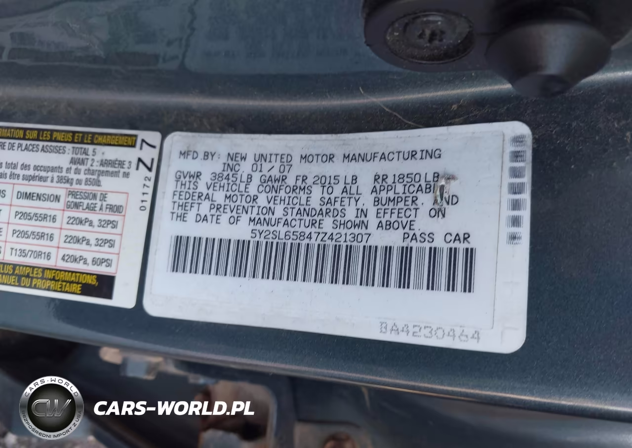 2007 Pontiac Vibe VIN:5Y2SL65847Z421307 - 9