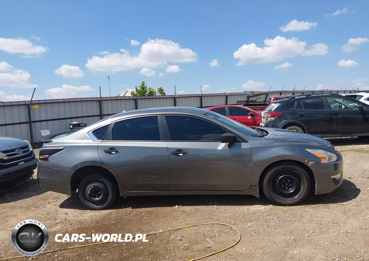 2015 Nissan Altima 2.5 S VIN:1N4AL3APXFN903251 - 13