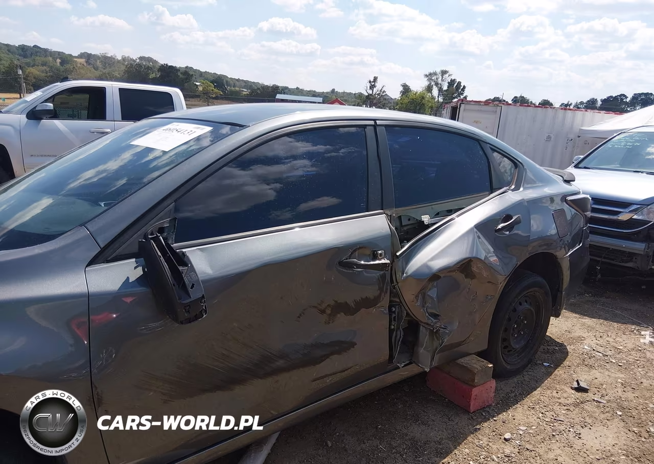 2015 Nissan Altima 2.5 S VIN:1N4AL3APXFN903251 - 6