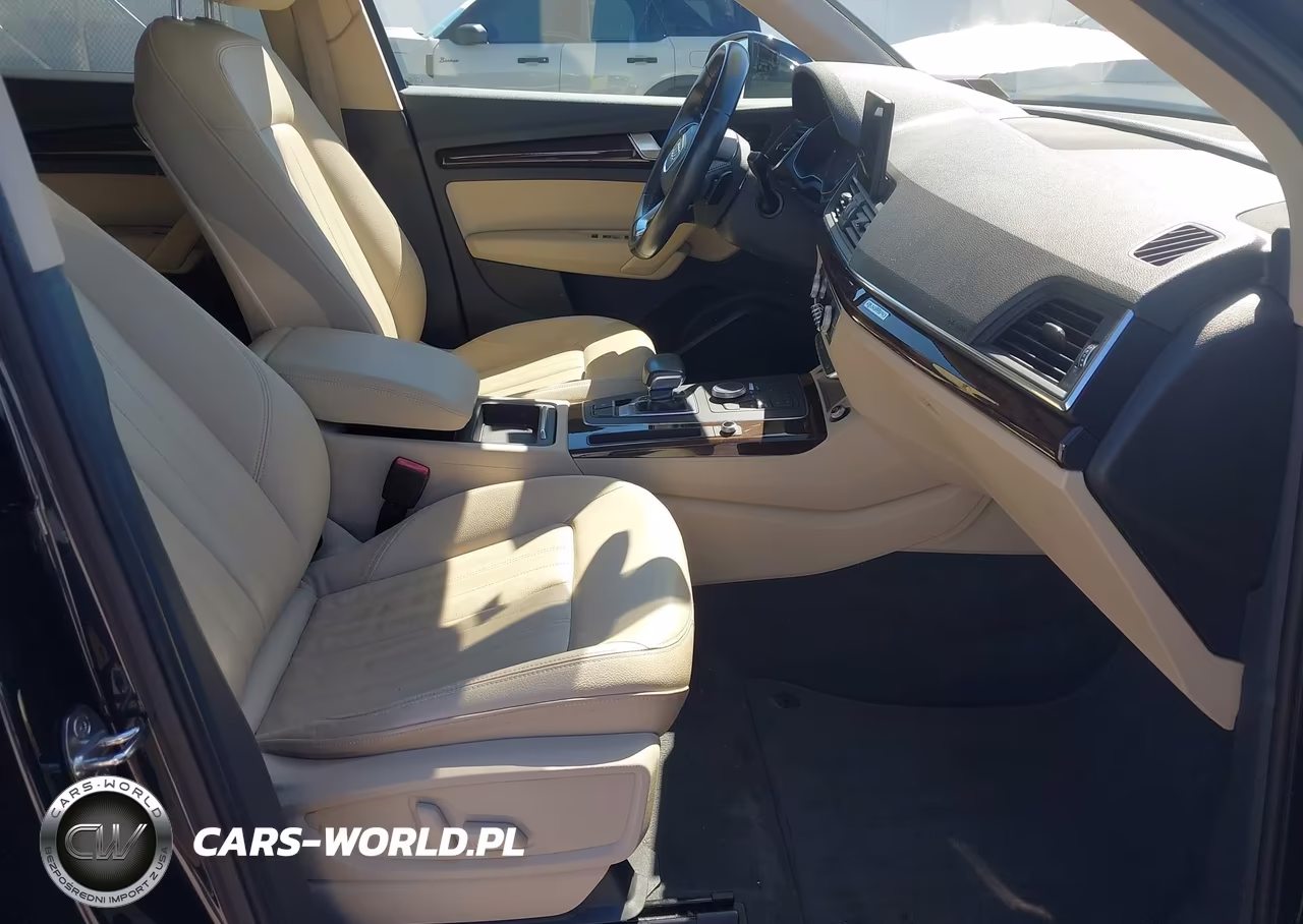 2019 Audi Q5 45 Premium VIN:WA1ANAFY0K2048740 - 5