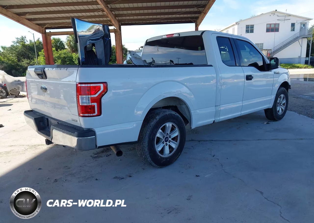 2018 Ford F-150 Xlt VIN:1FTEX1CG1JKC88178 - 4