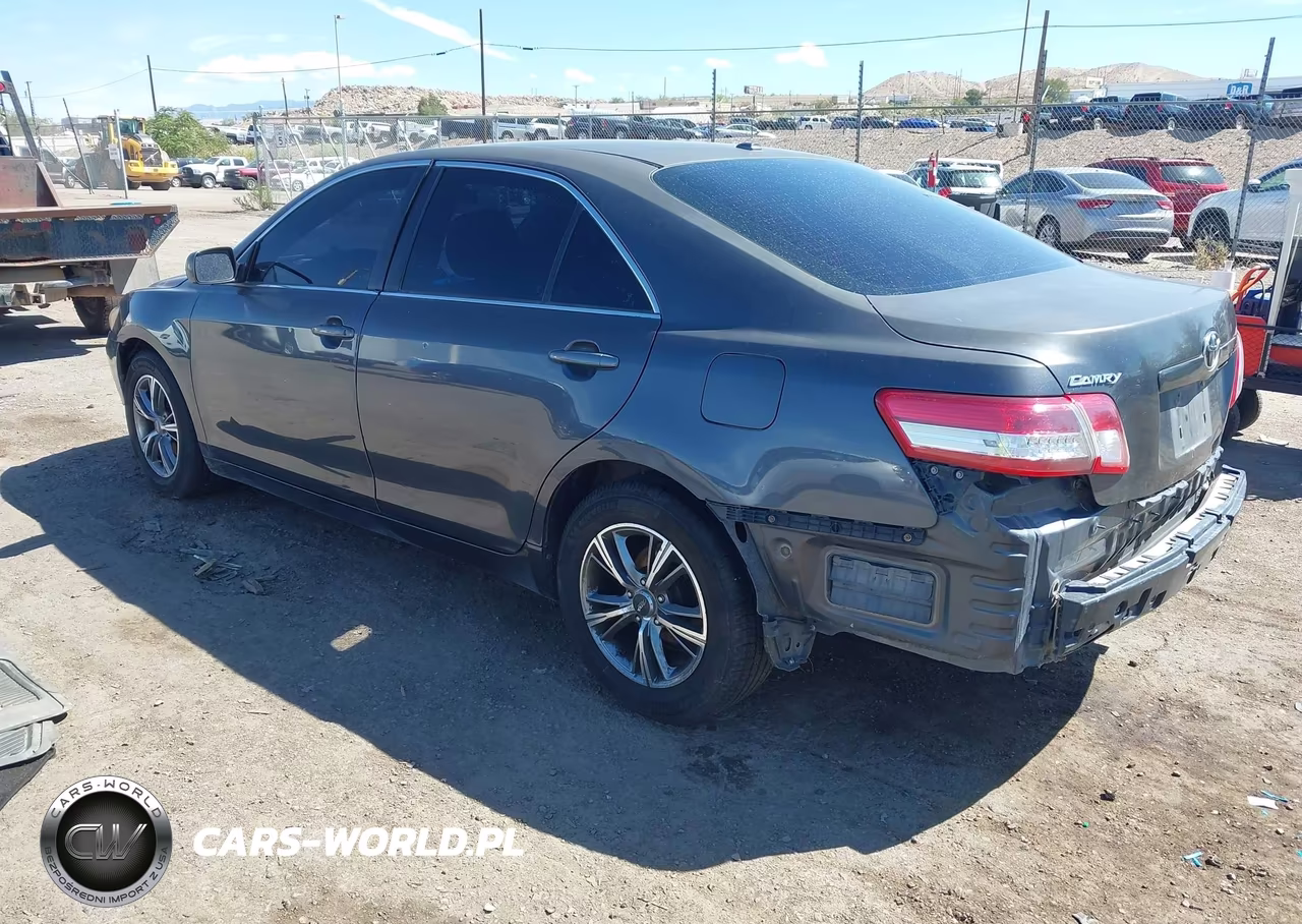 2010 Toyota Camry Le VIN:4T1BF3EK6AU007463 - 3