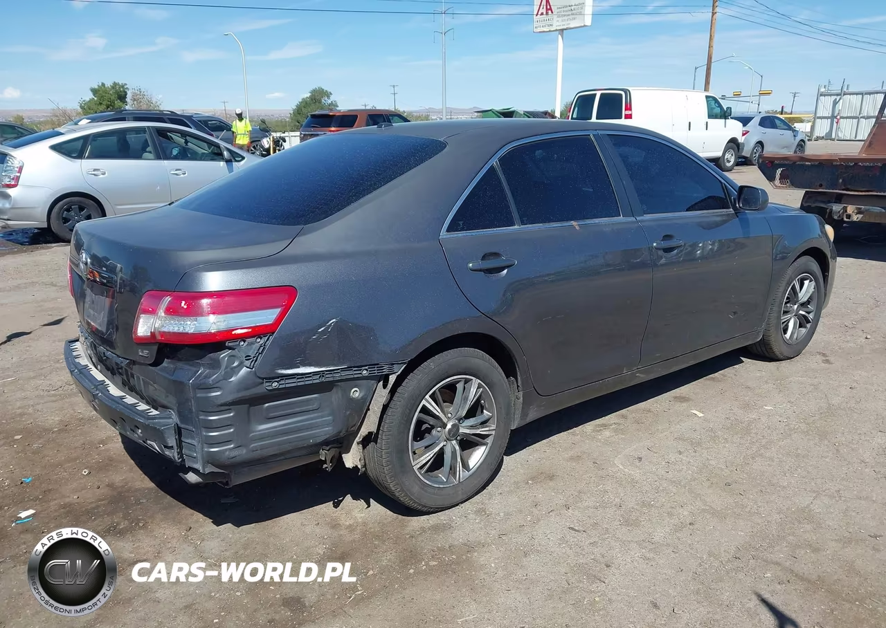 2010 Toyota Camry Le VIN:4T1BF3EK6AU007463 - 4