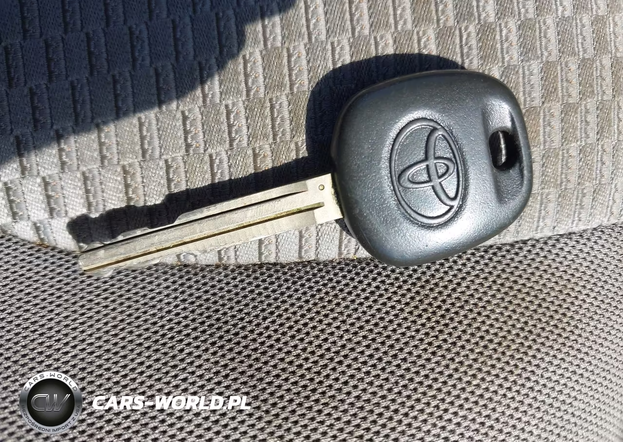 2007 Toyota Rav4 Limited VIN:JTMBD31V575074388 - 11