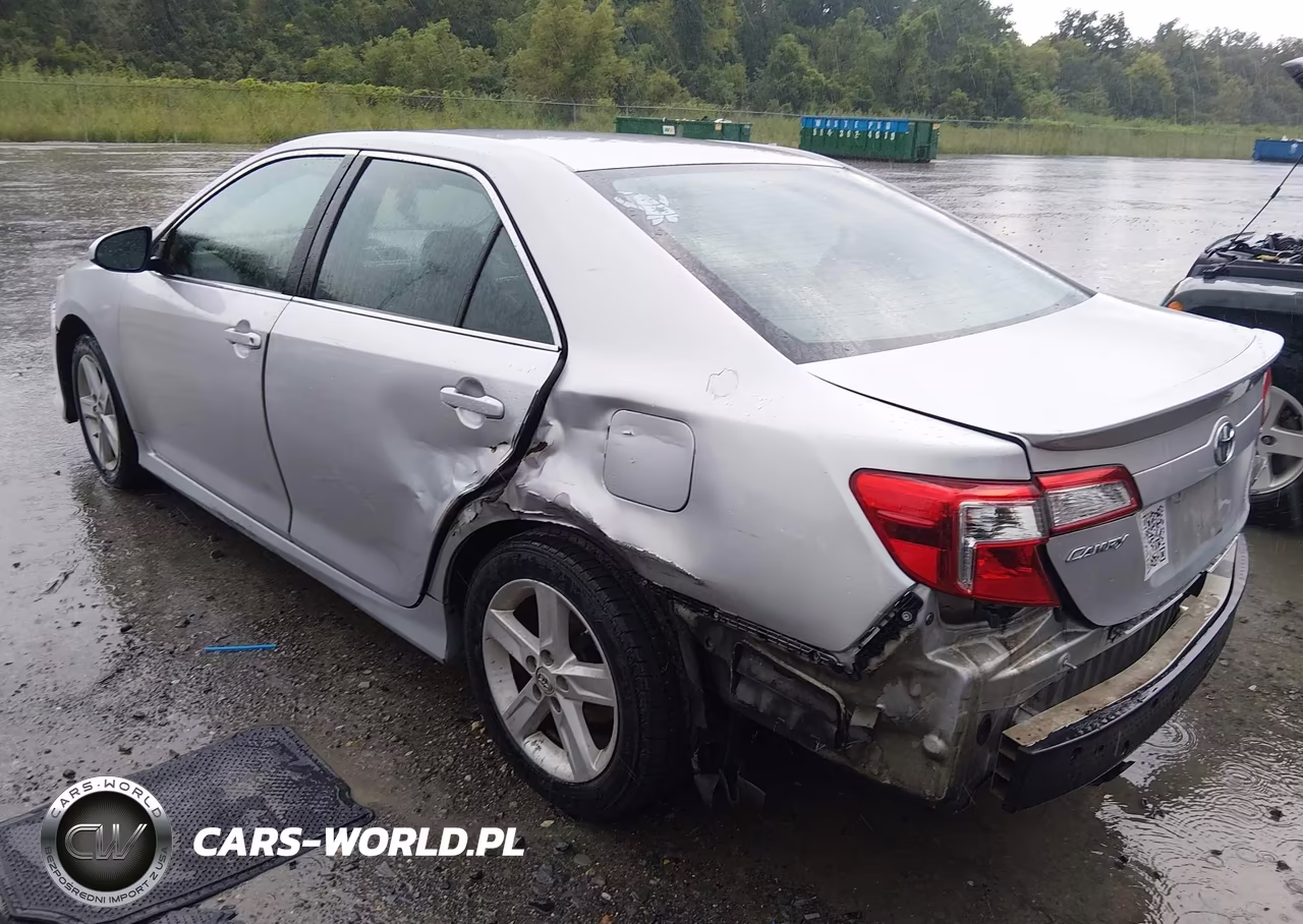 2014 Toyota Camry Se VIN:4T1BF1FKXEU429423 - 3