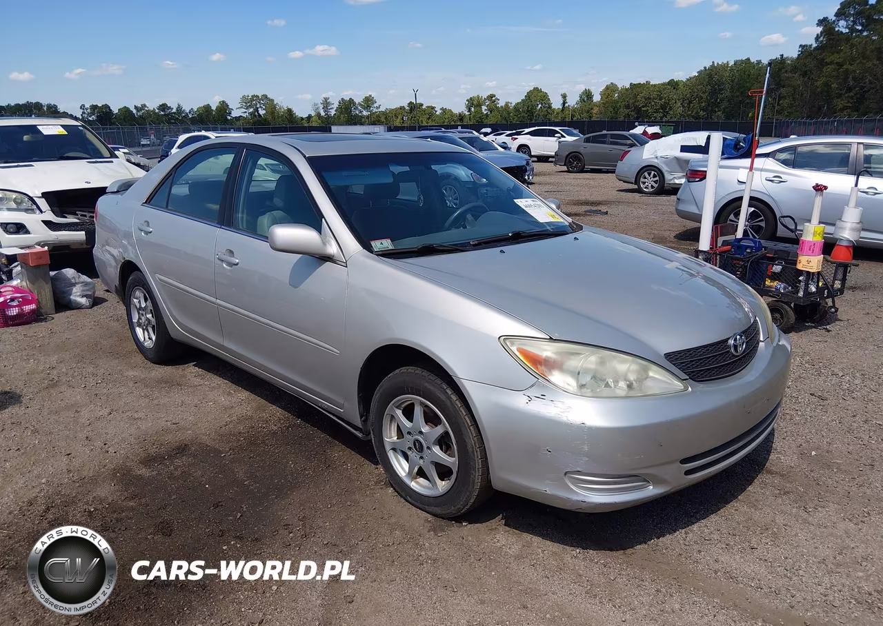 2004 Toyota Camry Le