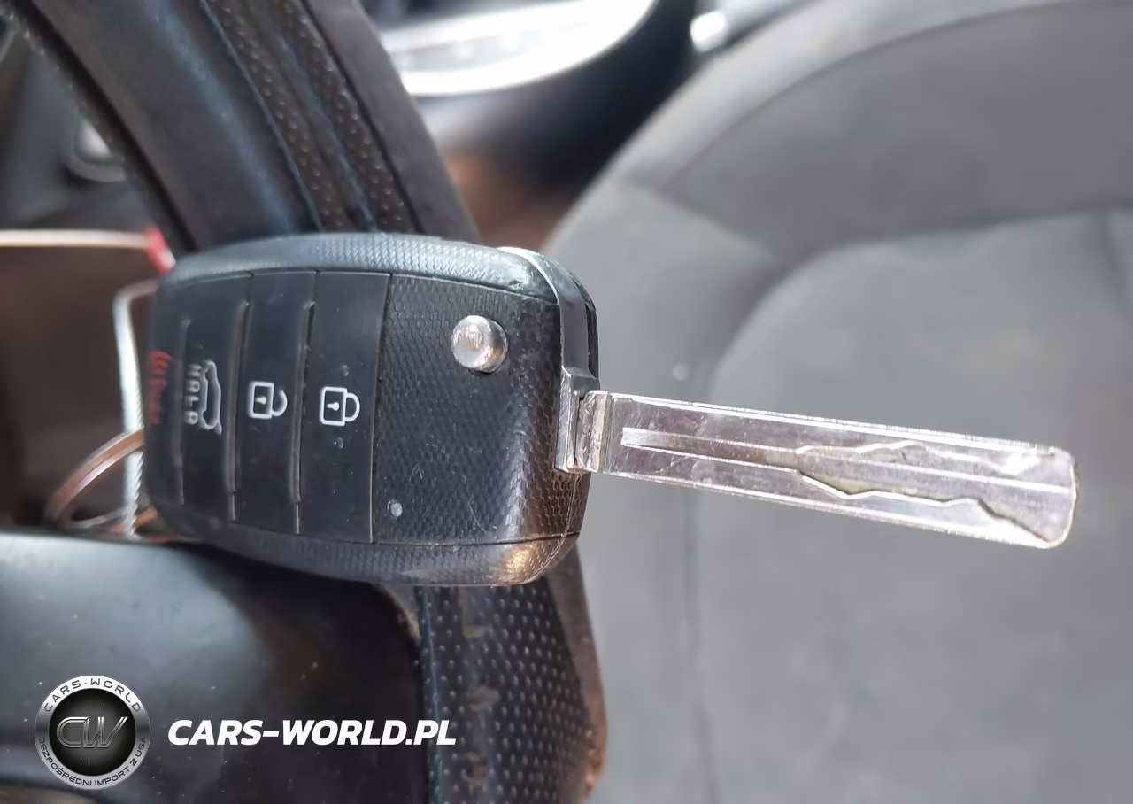 2015 Kia Soul VIN:KNDJN2A22F7777636 - 11