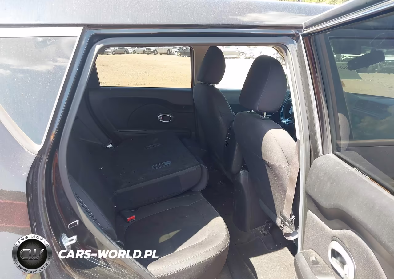 2015 Kia Soul VIN:KNDJN2A22F7777636 - 8