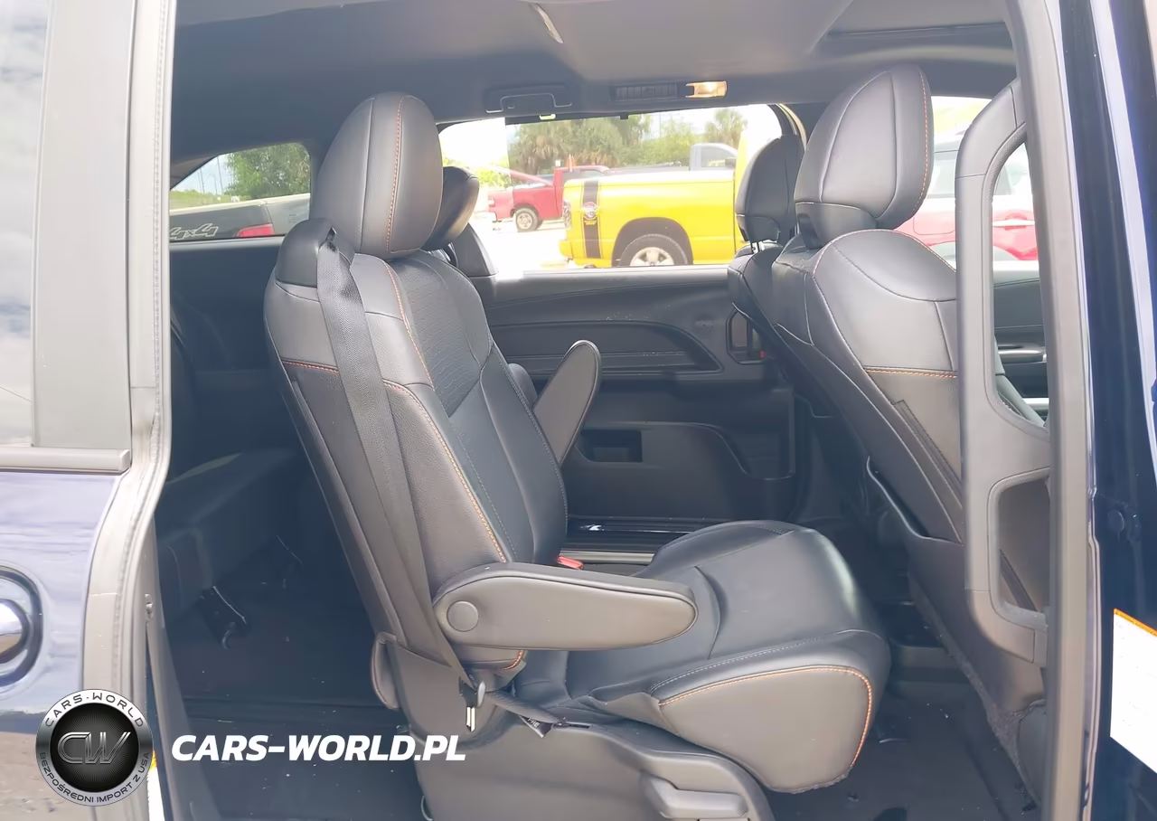 2022 Toyota Sienna Xse VIN:5TDDSKFC1NS067736 - 8