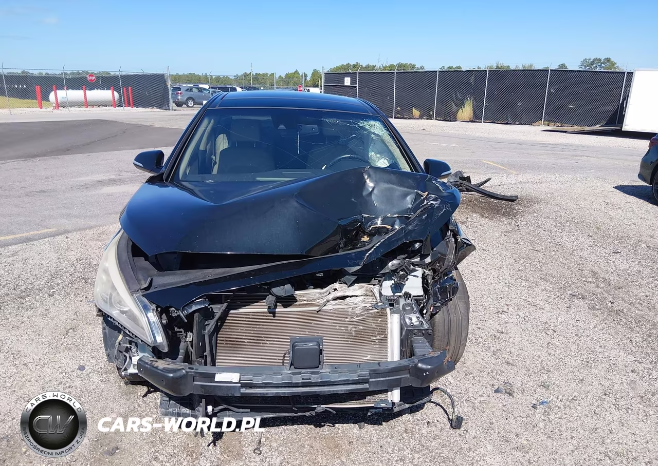 2015 Hyundai Sonata Limited VIN:5NPE34AF5FH062898 - 12