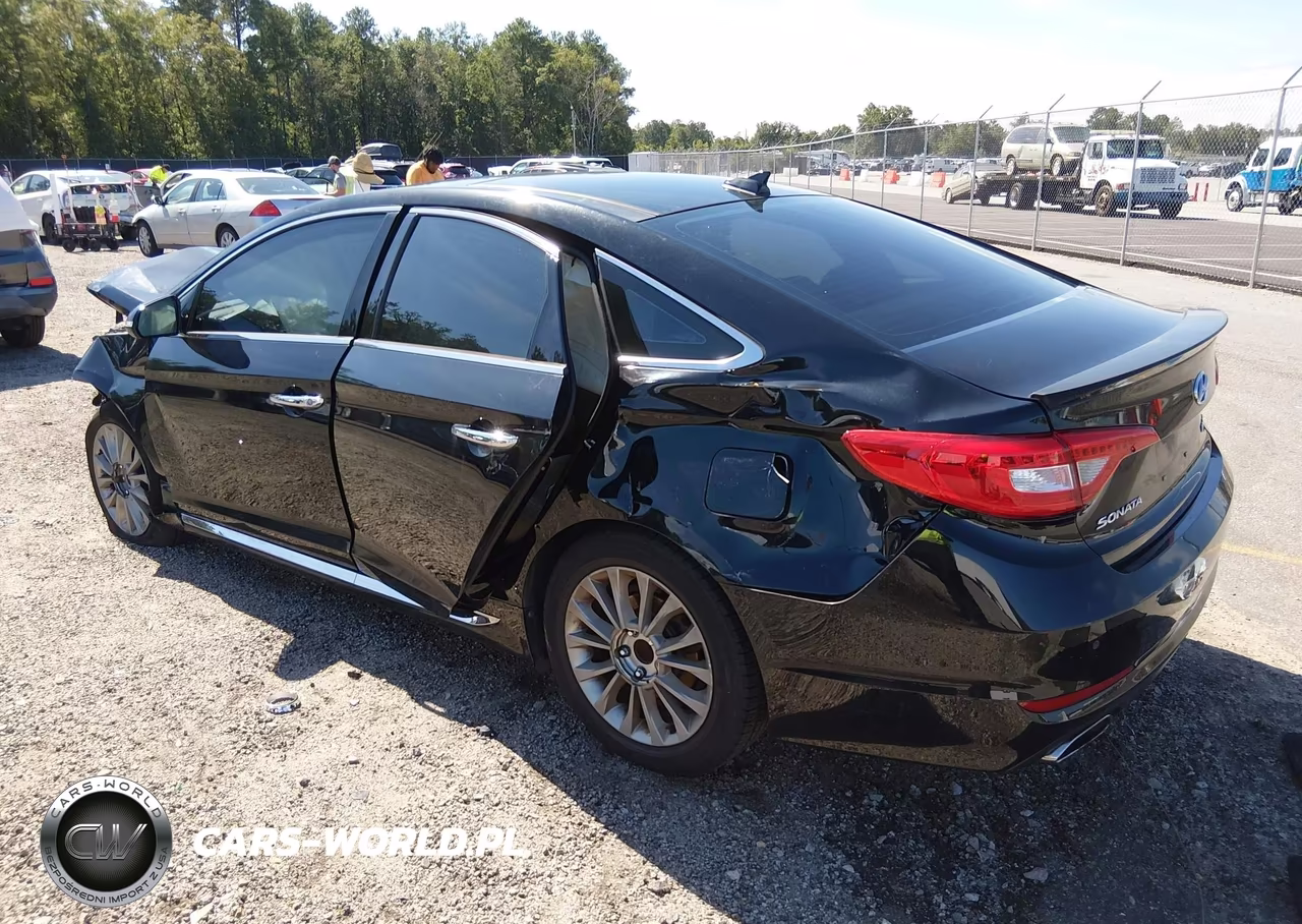 2015 Hyundai Sonata Limited VIN:5NPE34AF5FH062898 - 3