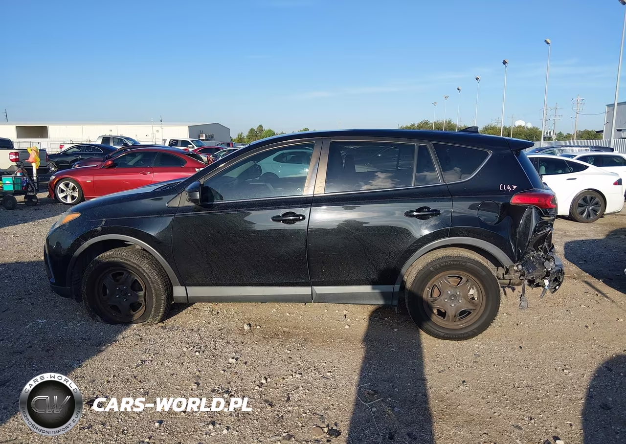 2018 Toyota Rav4 Le VIN:2T3ZFREV9JW471544 - 15